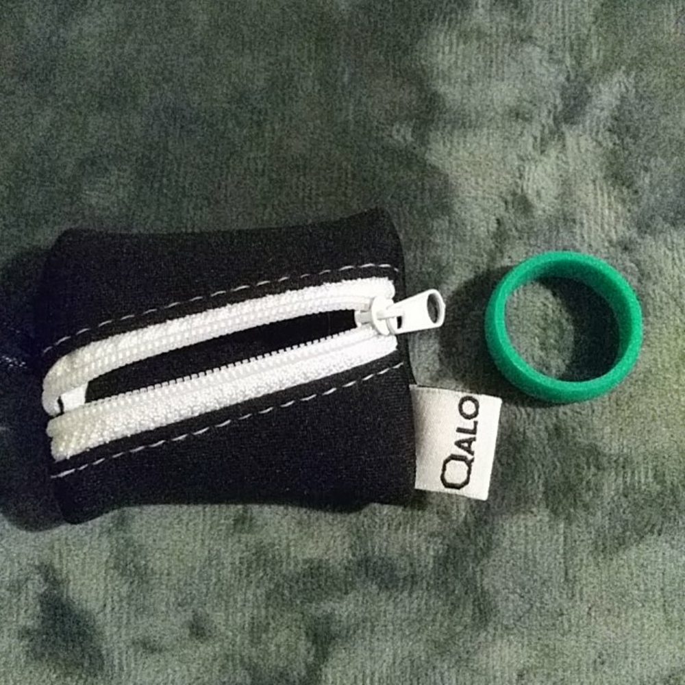 Qalo Silicone wedding band/ Teal color/ size 14